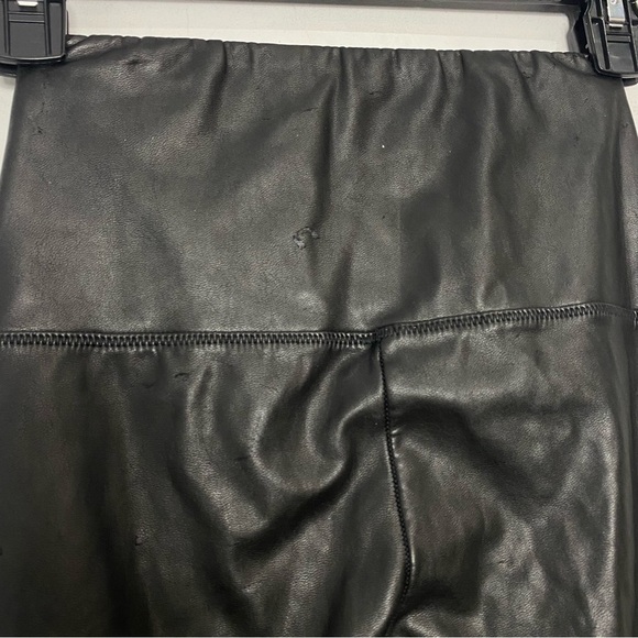 WILFRED Upcycled Daria Pant Vegan Leather Leggings - Picture 12 of 16